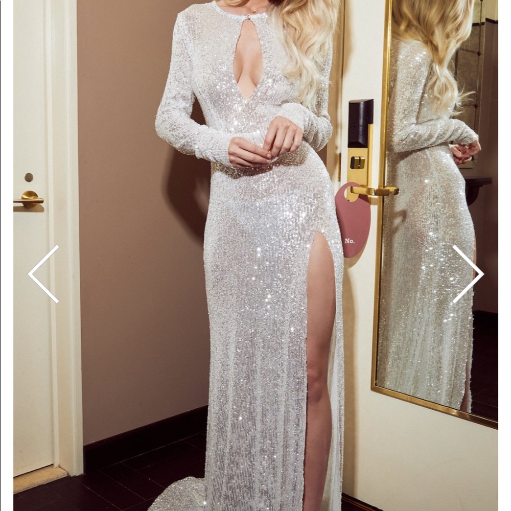 Lurelly shimmer gown - never been worn!!! Size 2